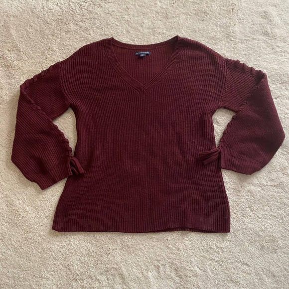 American Eagle Burgundy Sweater - Picture 1 of 5
